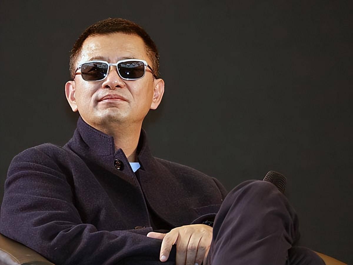 开云体育官方网站-陪玩陪睡不够！集体开嫖、舔手指、目无王法，阴暗面彻底藏不住了