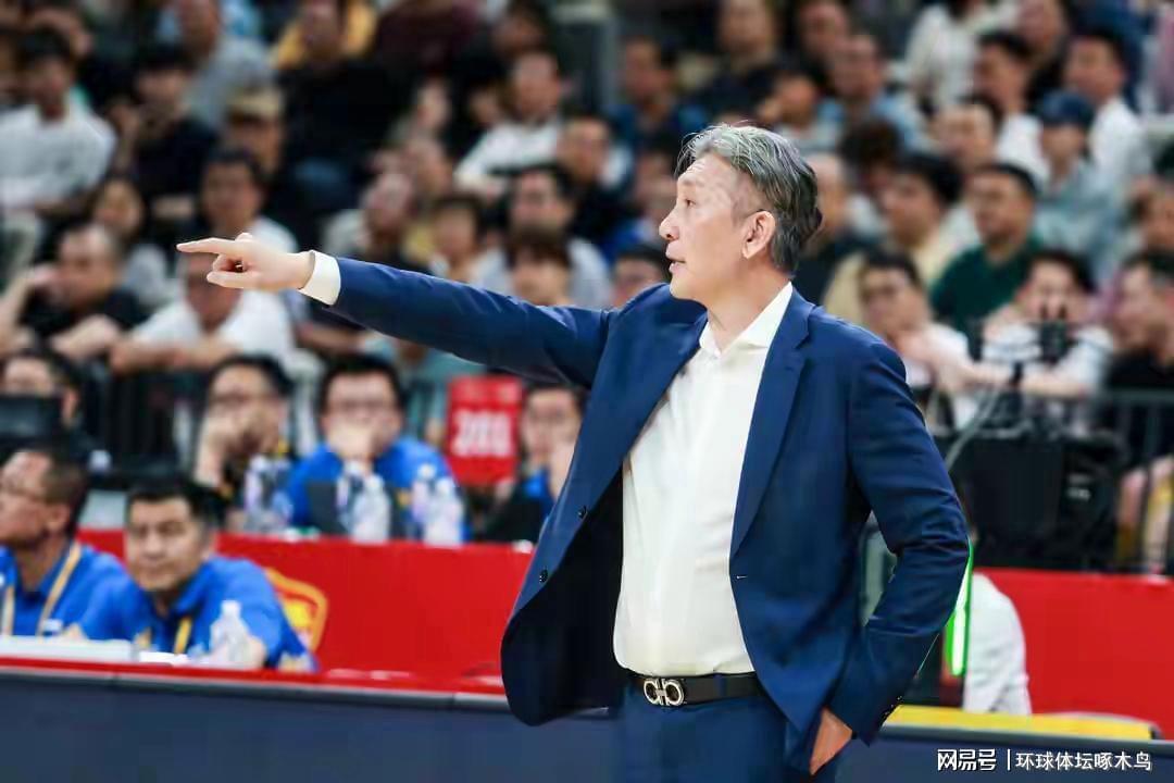 开云体育app下载-贺希宁砍下32分率队告捷 深圳主场大胜浙江夺系列赛首胜